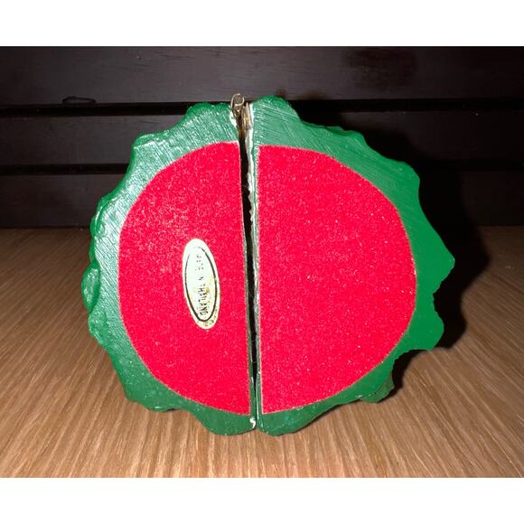 Vintage Christmas Tree Creche Made In Thailand Hinged Tree With Creche Inside - Picture 7 of 8